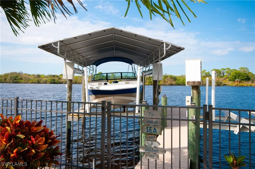 13308 Island Road Fort Myers FL 33905