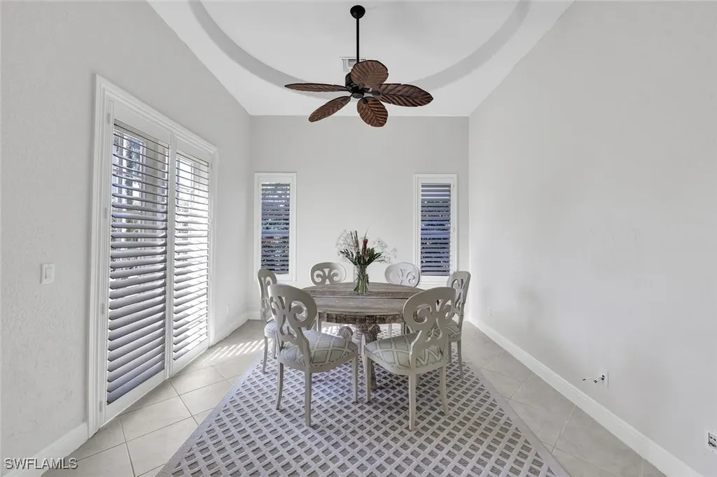 9008 Cherry Oaks Trail Naples FL 34114