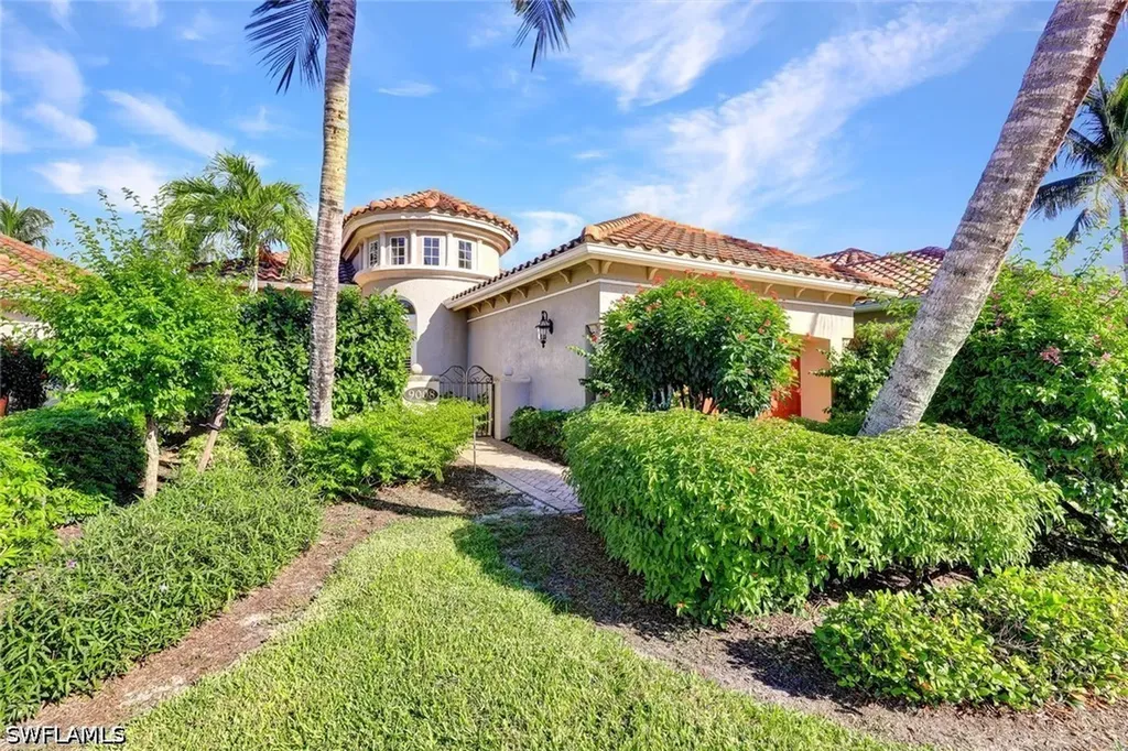 9008 Cherry Oaks Trail Naples FL 34114