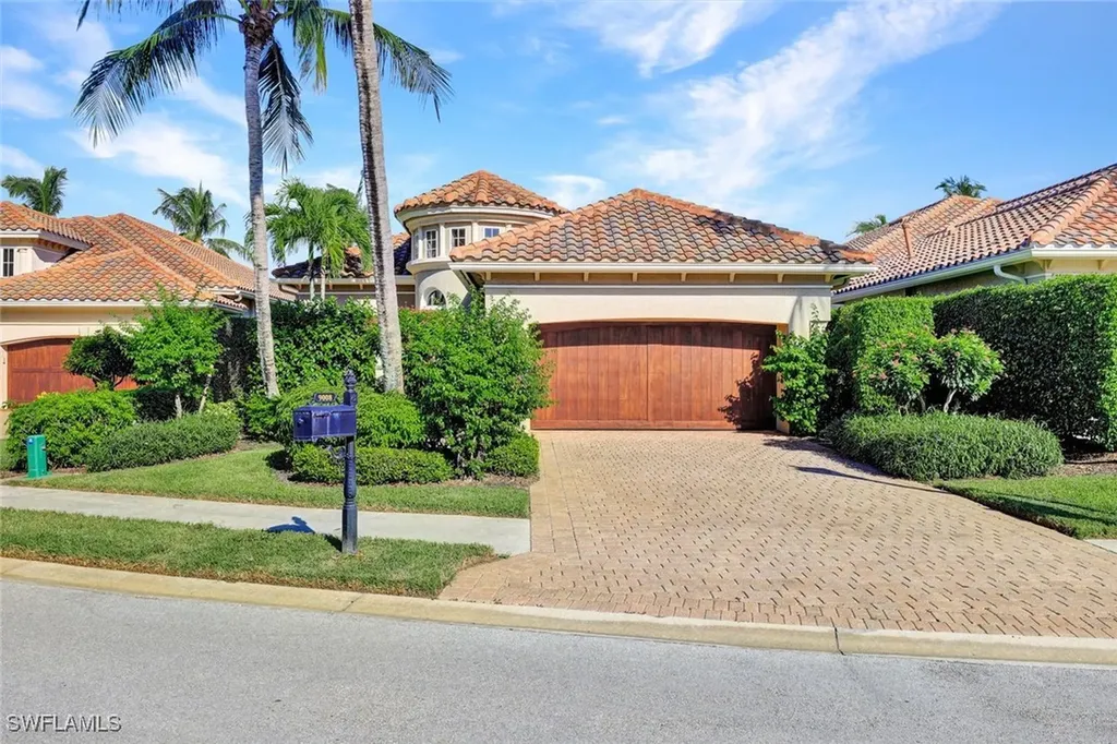 9008 Cherry Oaks Trail Naples FL 34114