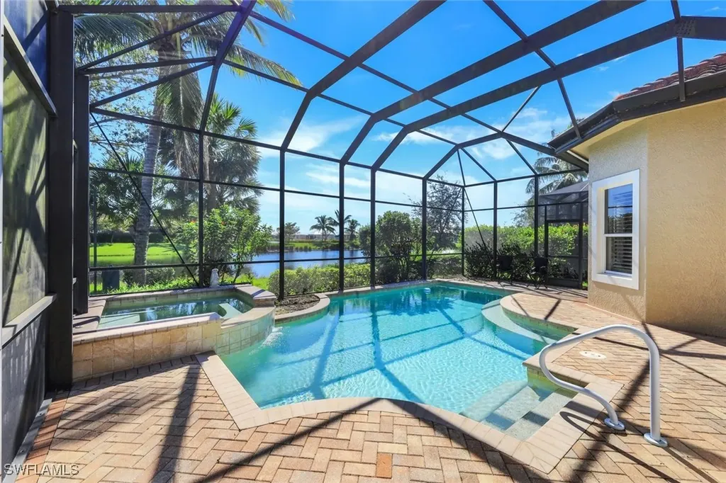 9008 Cherry Oaks Trail Naples FL 34114