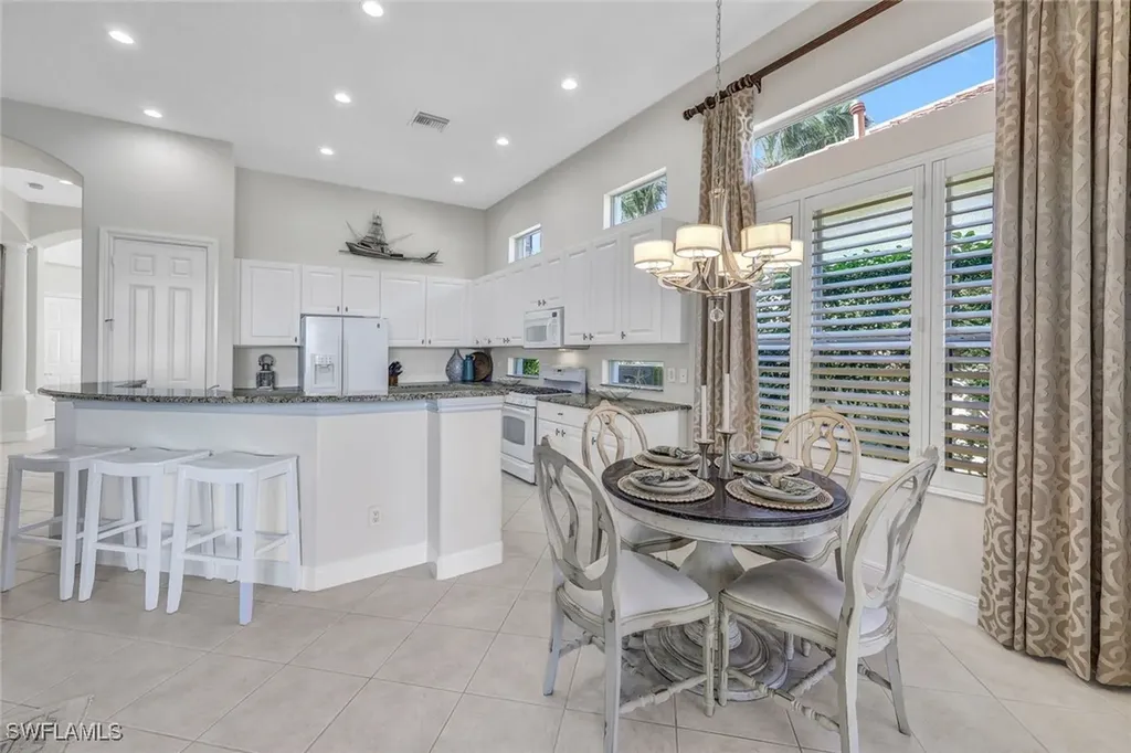 9008 Cherry Oaks Trail Naples FL 34114