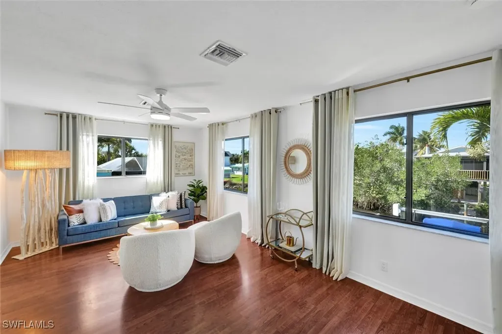 1285 Grand Canal Drive Naples FL 34110