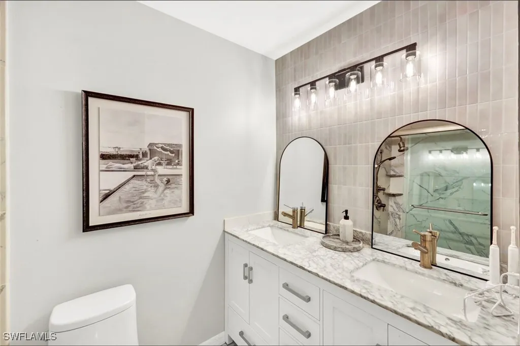 1285 Grand Canal Drive Naples FL 34110