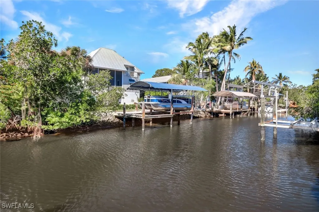 1285 Grand Canal Drive Naples FL 34110