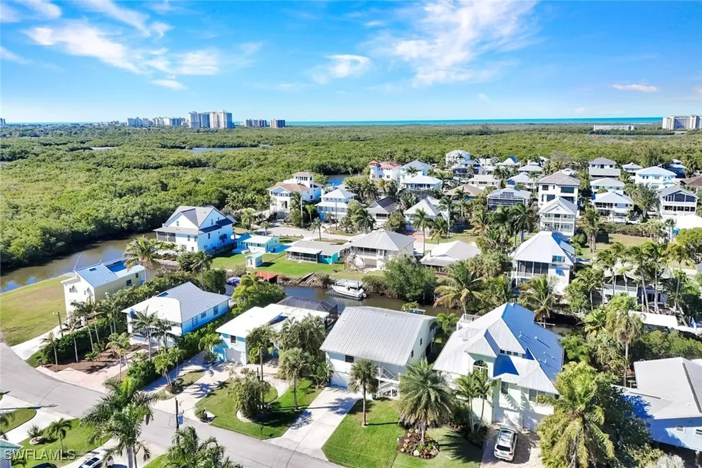 1285 Grand Canal Drive Naples FL 34110