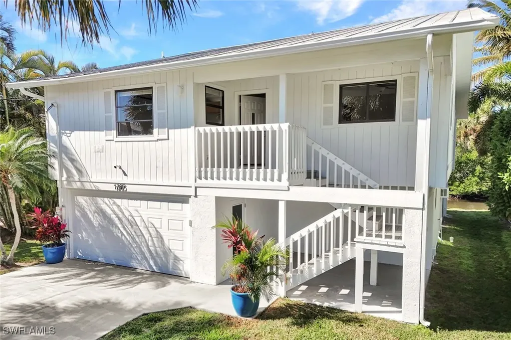 1285 Grand Canal Drive Naples FL 34110