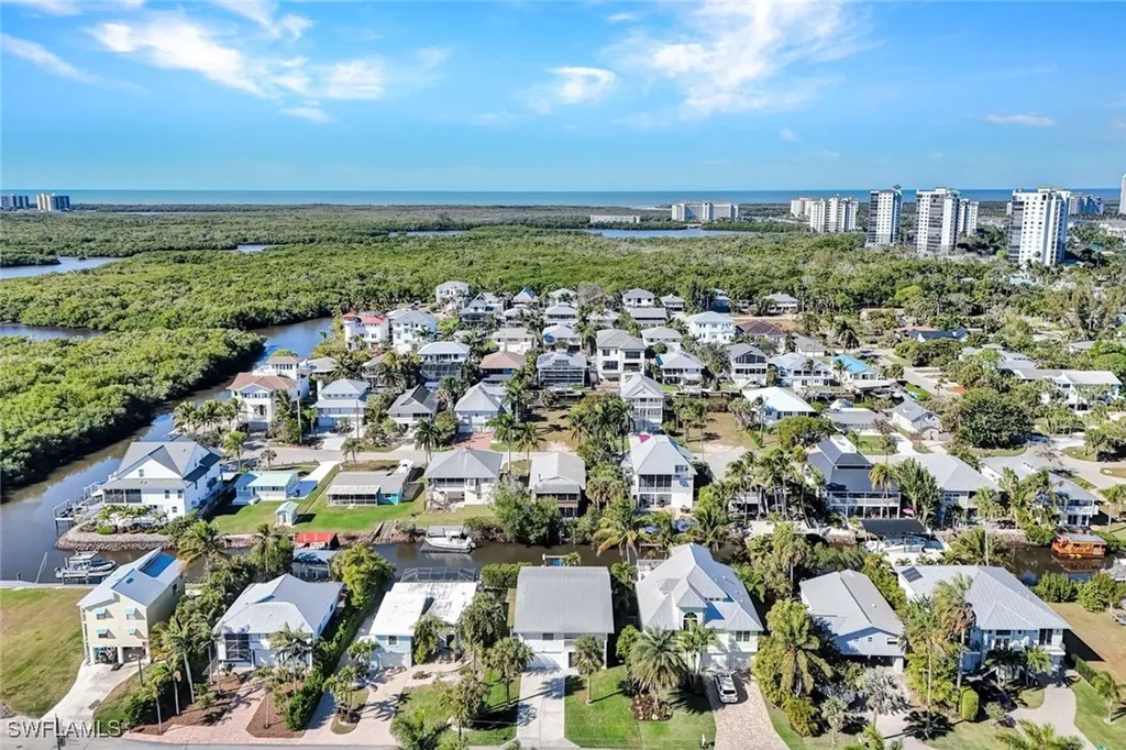 1285 Grand Canal Drive Naples FL 34110