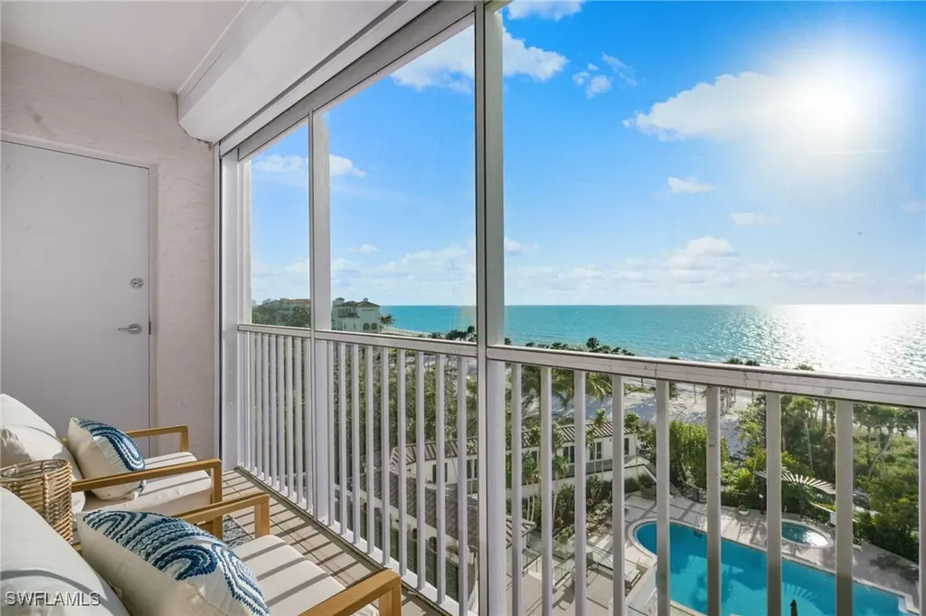 8111 Bay Colony Drive Naples FL 34108