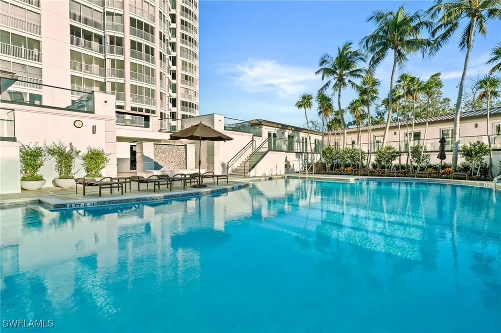 8111 Bay Colony Drive Naples FL 34108