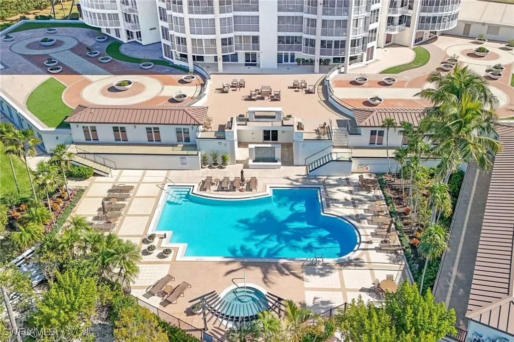 8111 Bay Colony Drive Naples FL 34108