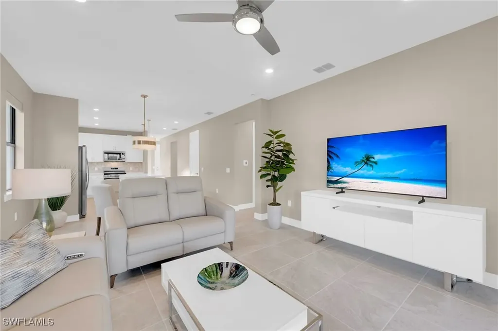 20590 Pebble Glen Drive Estero FL 33928