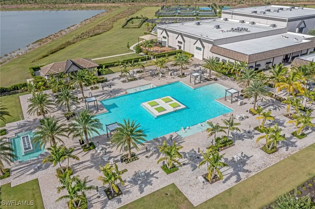 20590 Pebble Glen Drive Estero FL 33928