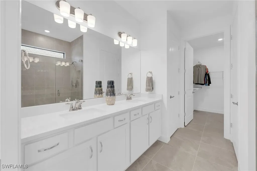 20590 Pebble Glen Drive Estero FL 33928