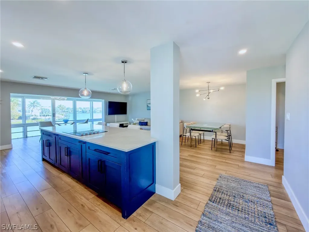 1910 Gulf Shore Boulevard N Naples FL 34102