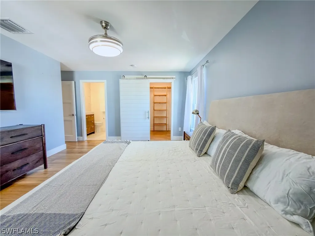 1910 Gulf Shore Boulevard N Naples FL 34102