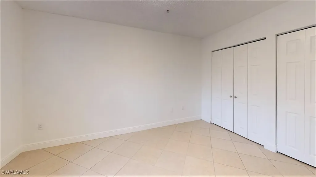 1210 Wildwood Lakes Boulevard Naples FL 34104