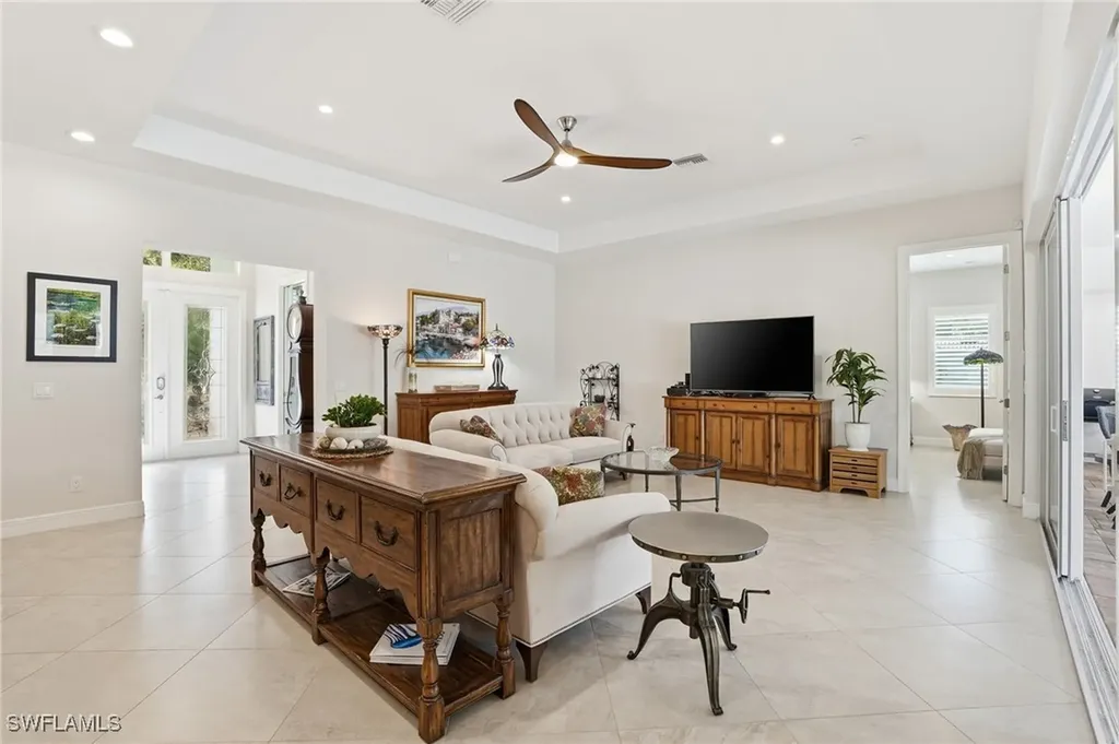 3707 5th Avenue SW Naples FL 34117