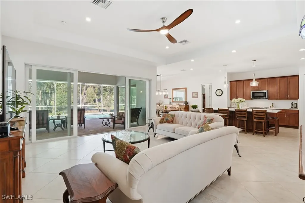 3707 5th Avenue SW Naples FL 34117