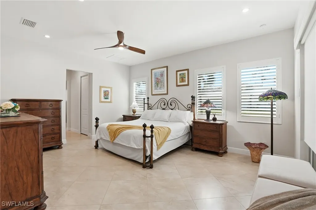 3707 5th Avenue SW Naples FL 34117