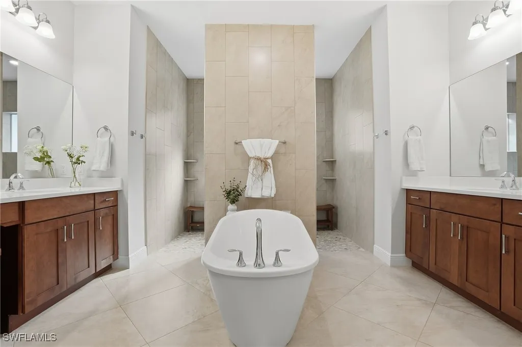 3707 5th Avenue SW Naples FL 34117