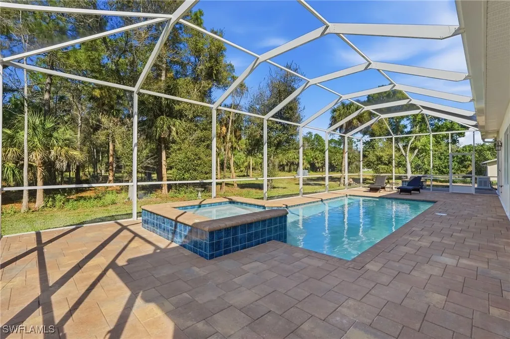 3707 5th Avenue SW Naples FL 34117
