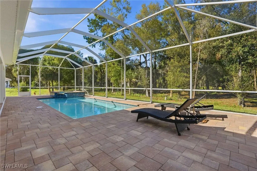 3707 5th Avenue SW Naples FL 34117