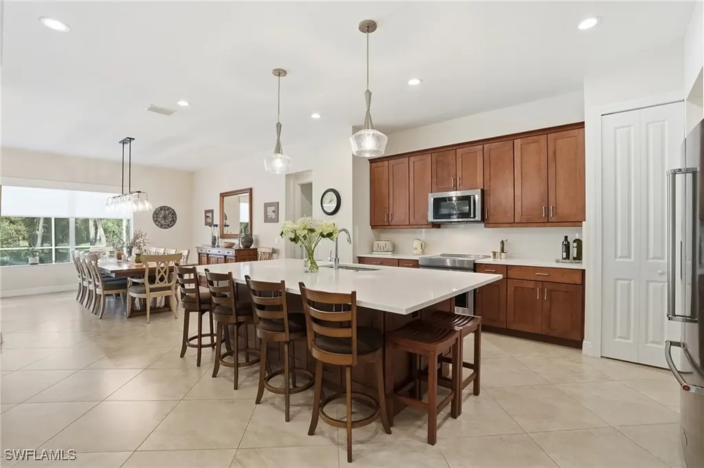 3707 5th Avenue SW Naples FL 34117
