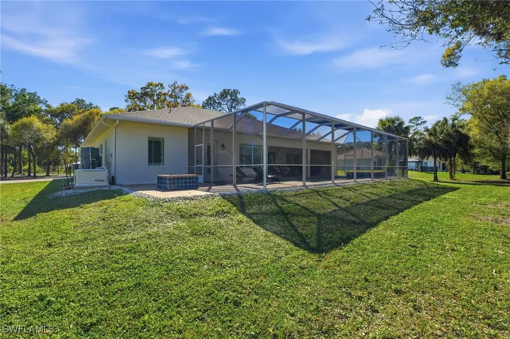 3707 5th Avenue SW Naples FL 34117