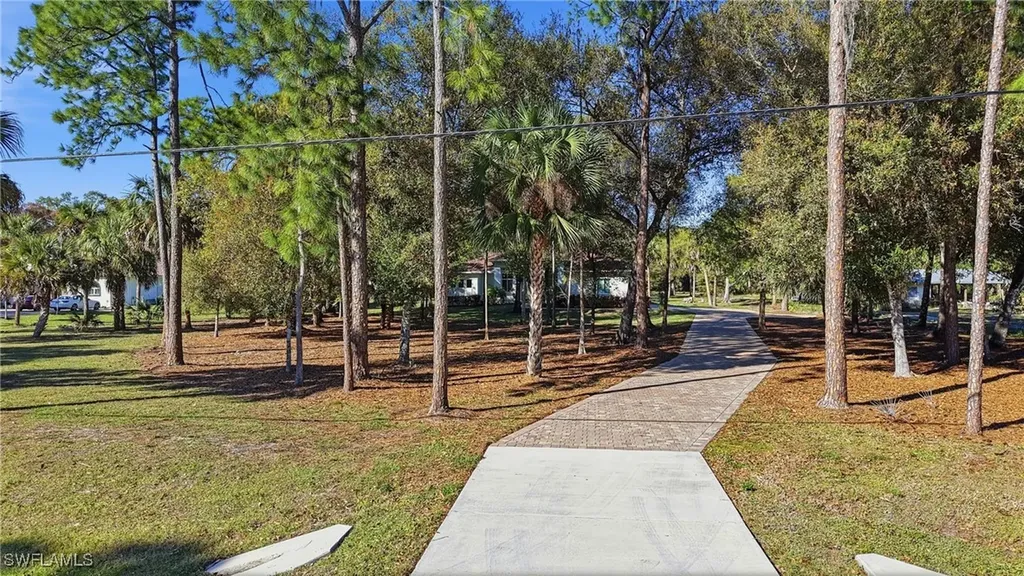 3707 5th Avenue SW Naples FL 34117