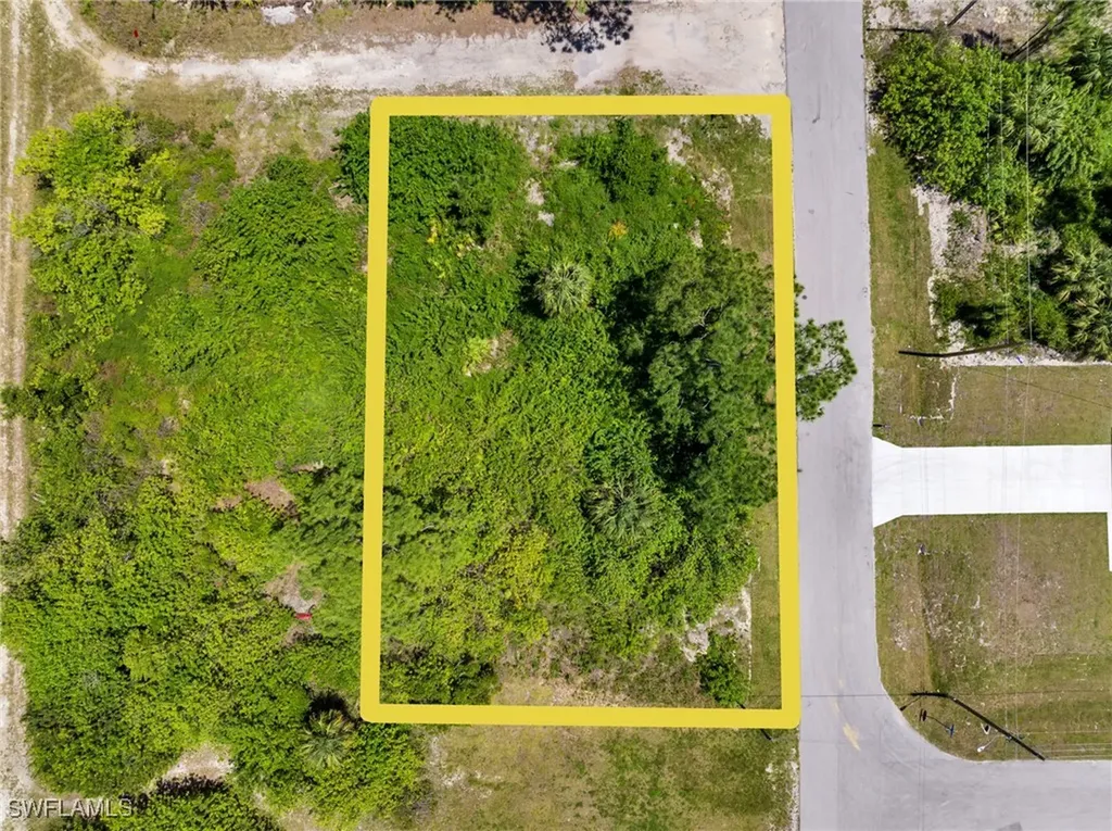 7501 Terry Avenue N Lehigh Acres FL 33971