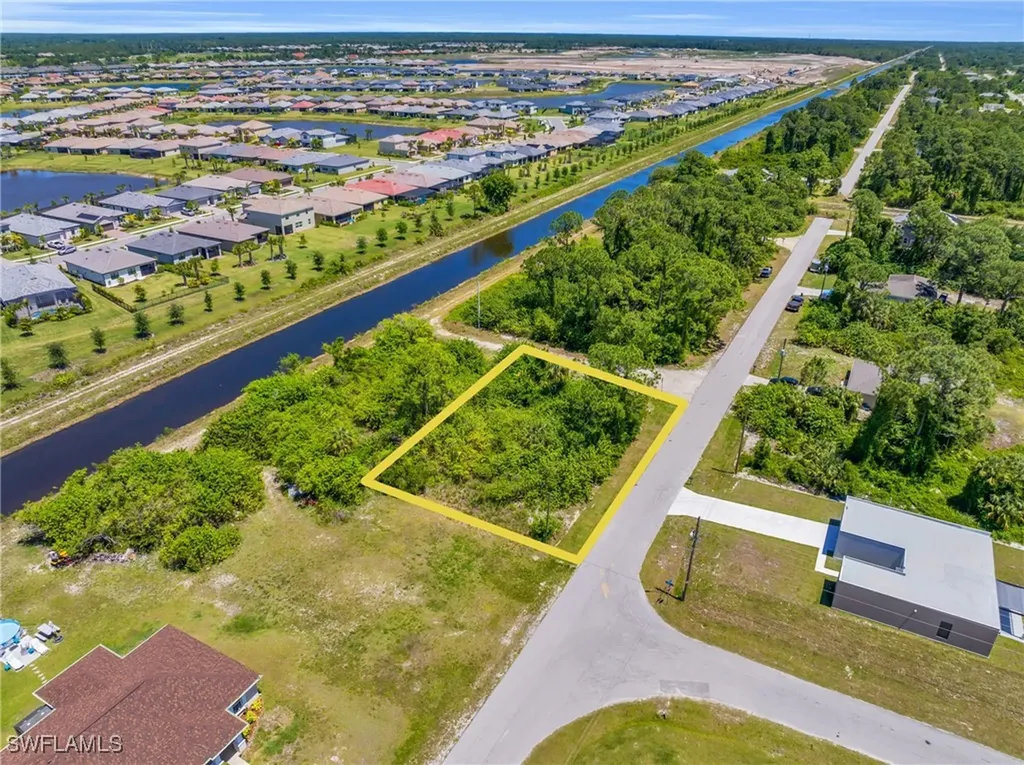 7501 Terry Avenue N Lehigh Acres FL 33971
