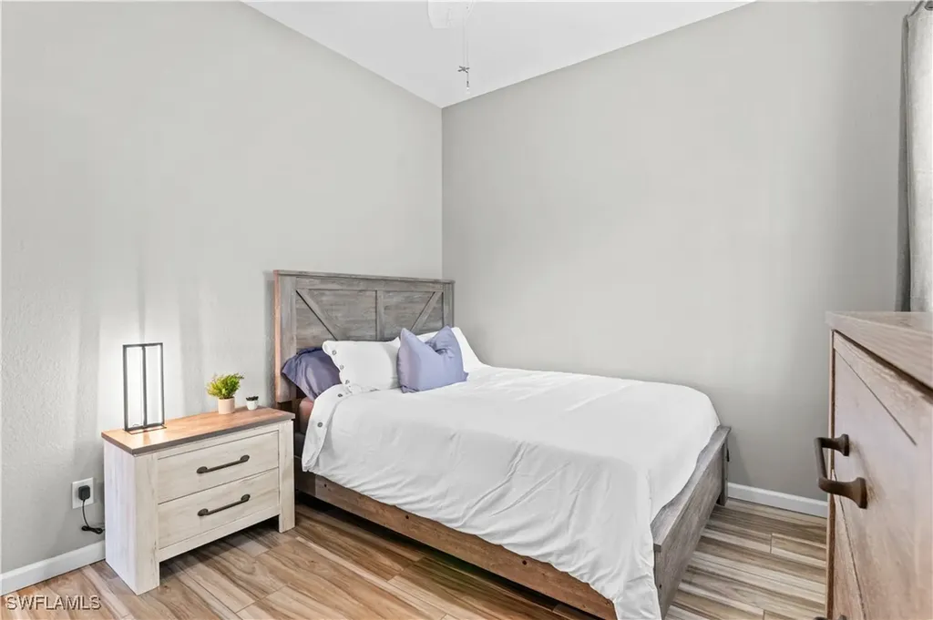 2123 Old Burnt Store Road N Cape Coral FL 33993