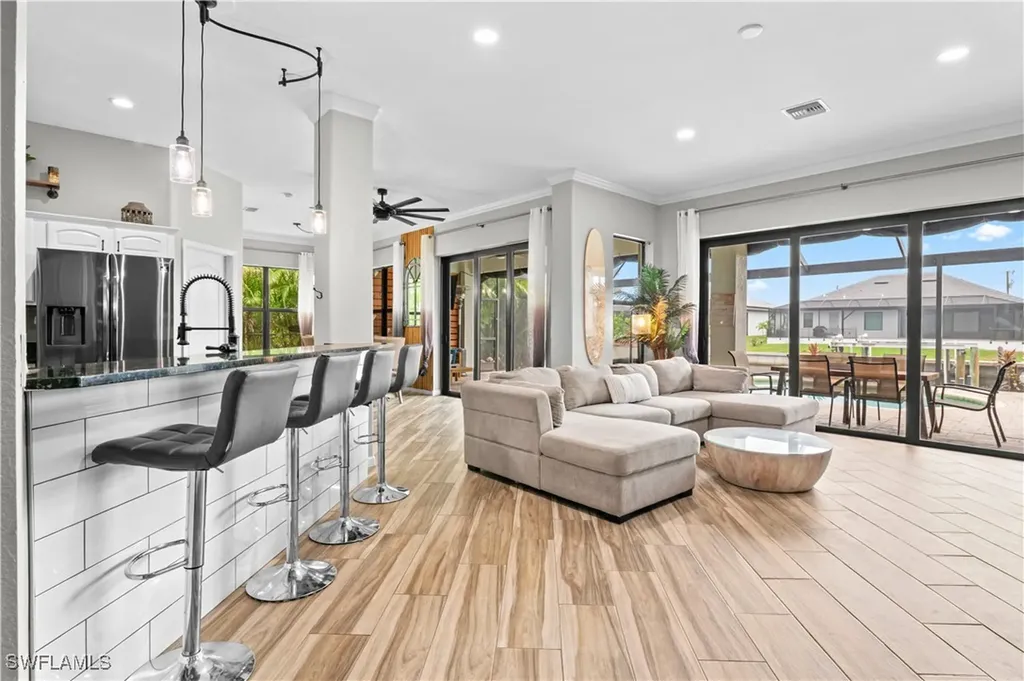 2123 Old Burnt Store Road N Cape Coral FL 33993