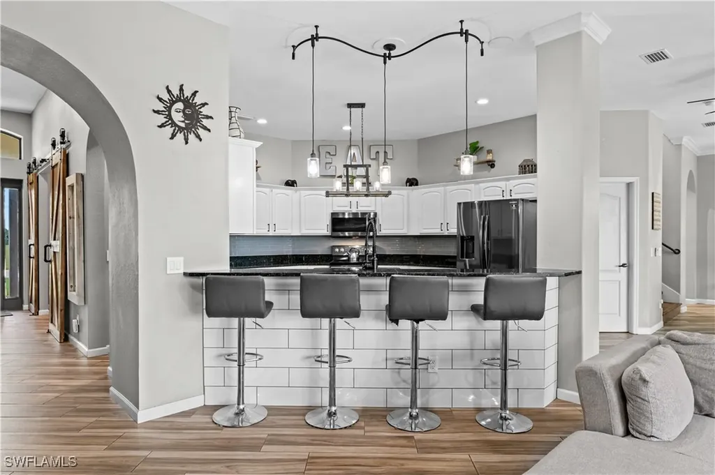 2123 Old Burnt Store Road N Cape Coral FL 33993