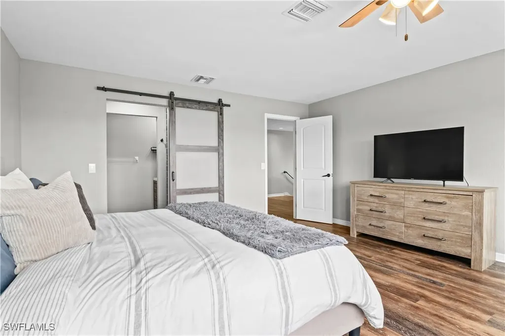 2123 Old Burnt Store Road N Cape Coral FL 33993