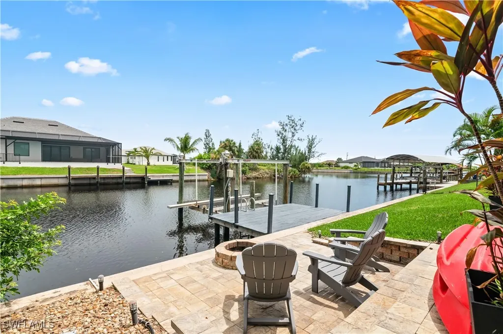 2123 Old Burnt Store Road N Cape Coral FL 33993