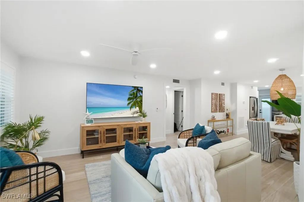 1100 8th Avenue S Naples FL 34102