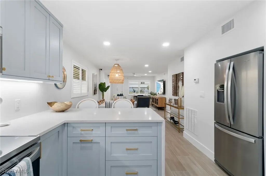 1100 8th Avenue S Naples FL 34102