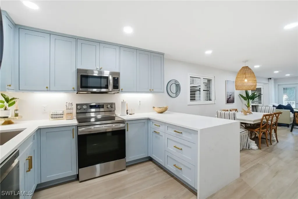 1100 8th Avenue S Naples FL 34102