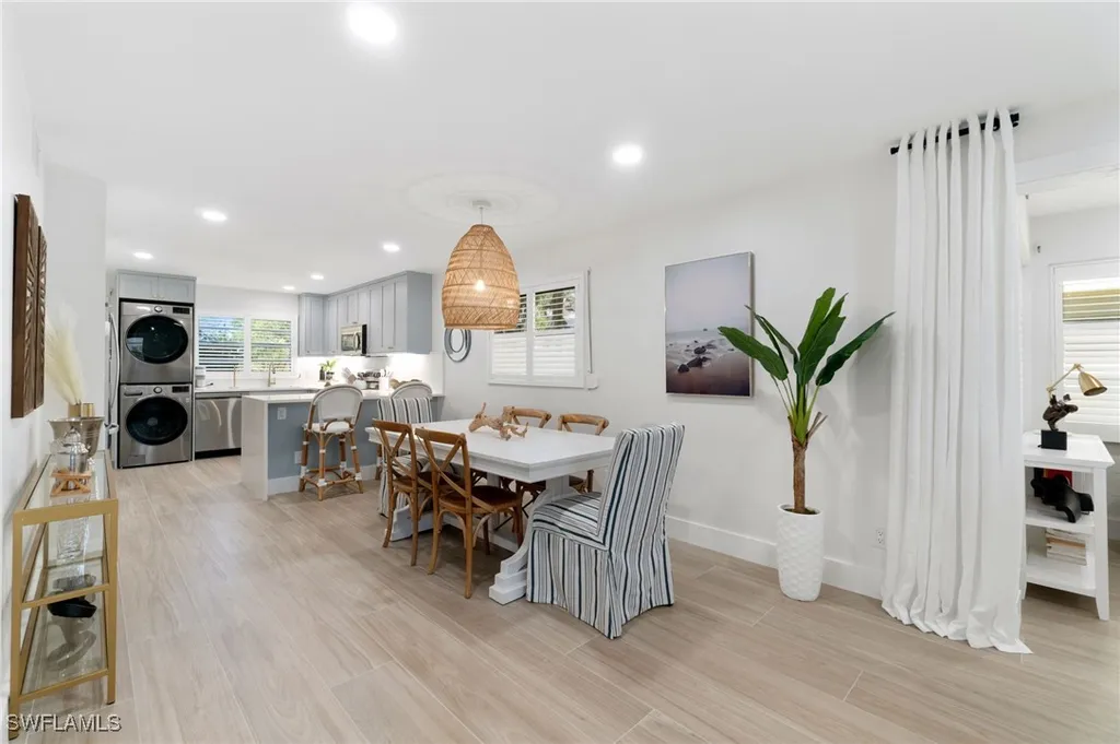1100 8th Avenue S Naples FL 34102