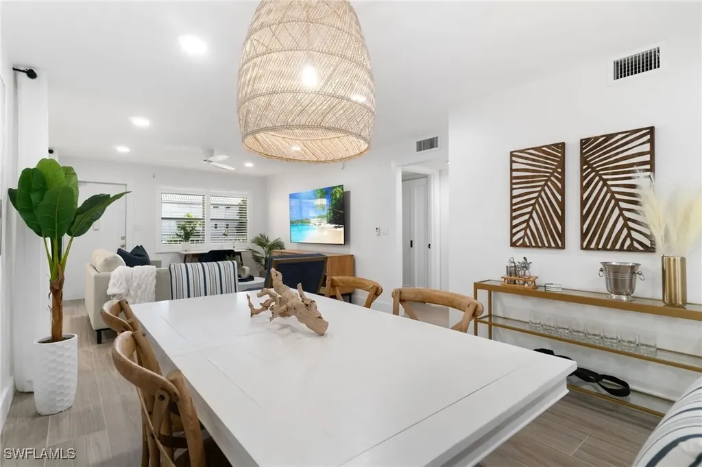1100 8th Avenue S Naples FL 34102