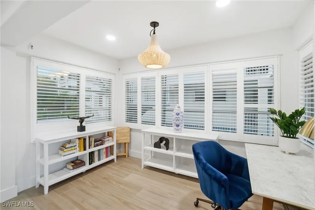 1100 8th Avenue S Naples FL 34102