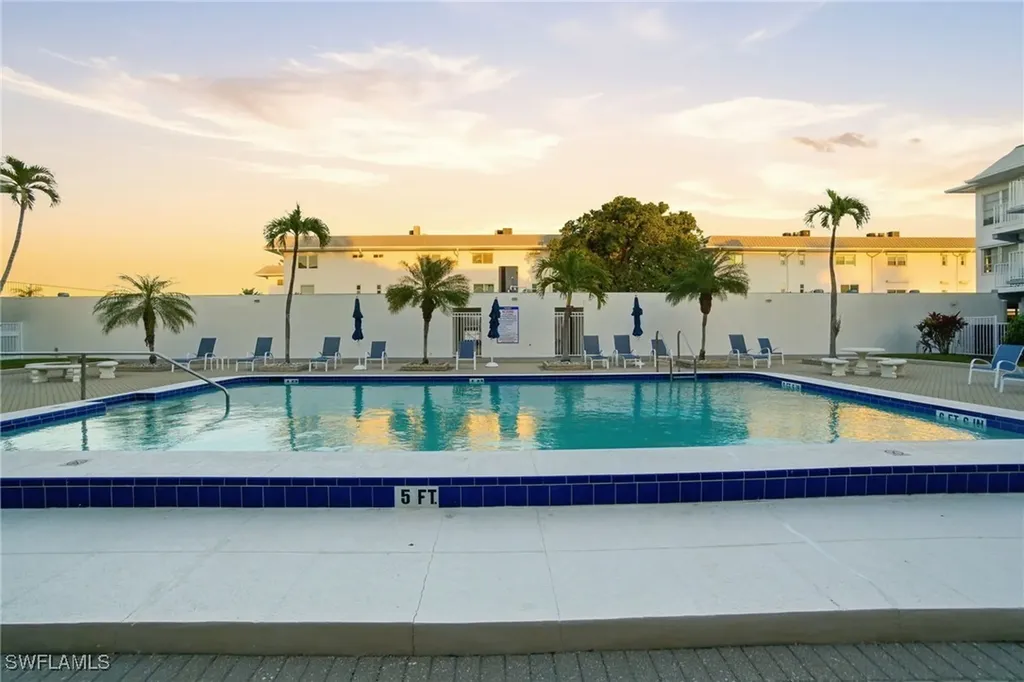 1100 8th Avenue S Naples FL 34102