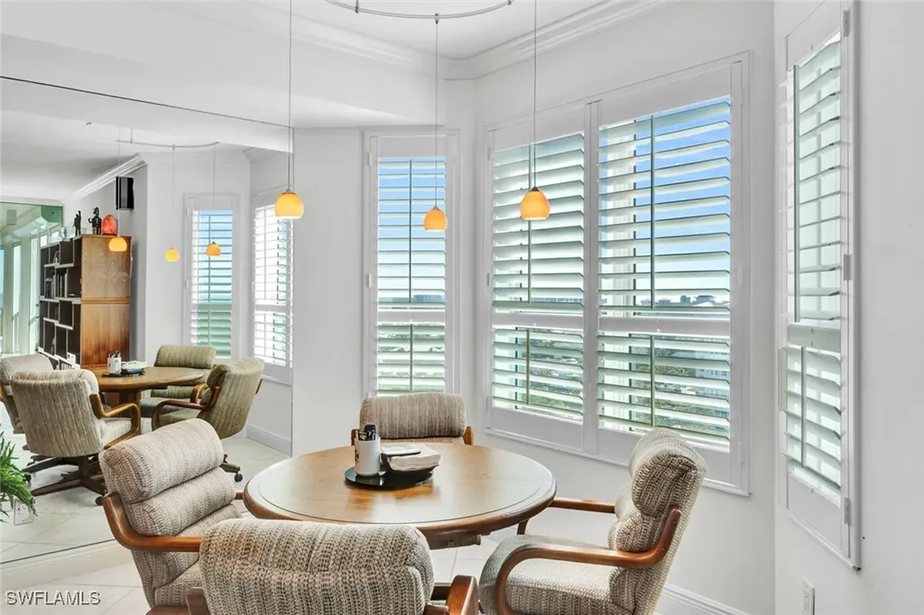 285 Grande Way Naples FL 34110