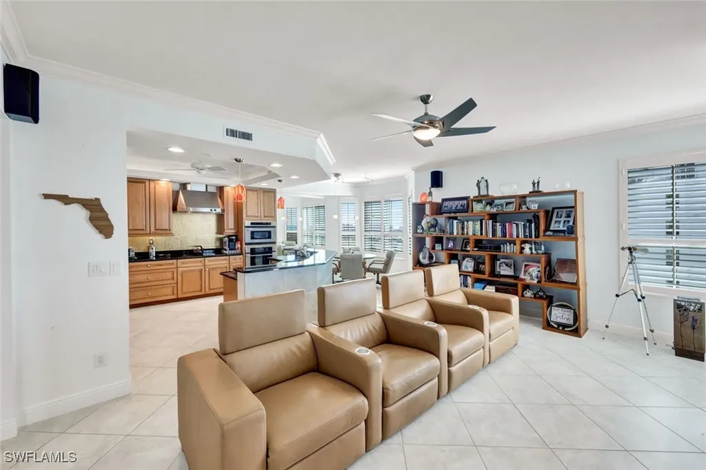 285 Grande Way Naples FL 34110