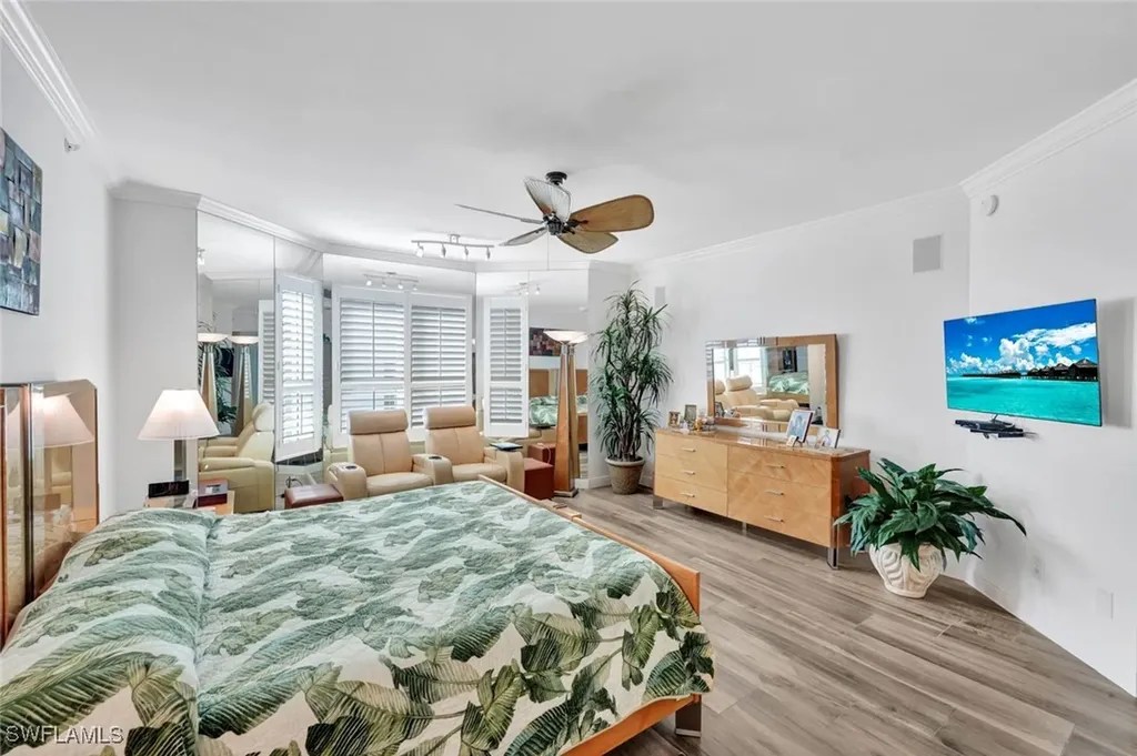 285 Grande Way Naples FL 34110