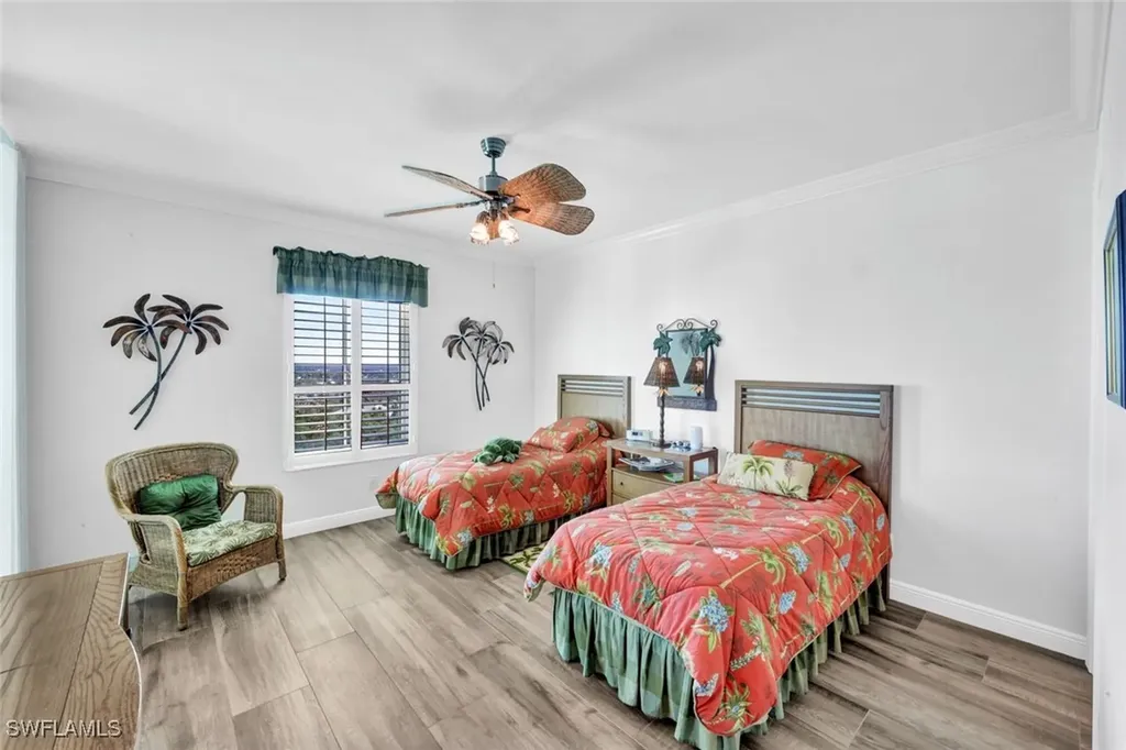 285 Grande Way Naples FL 34110