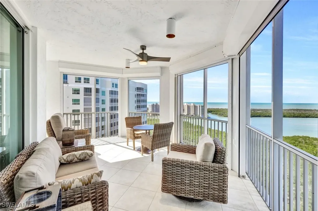 285 Grande Way Naples FL 34110