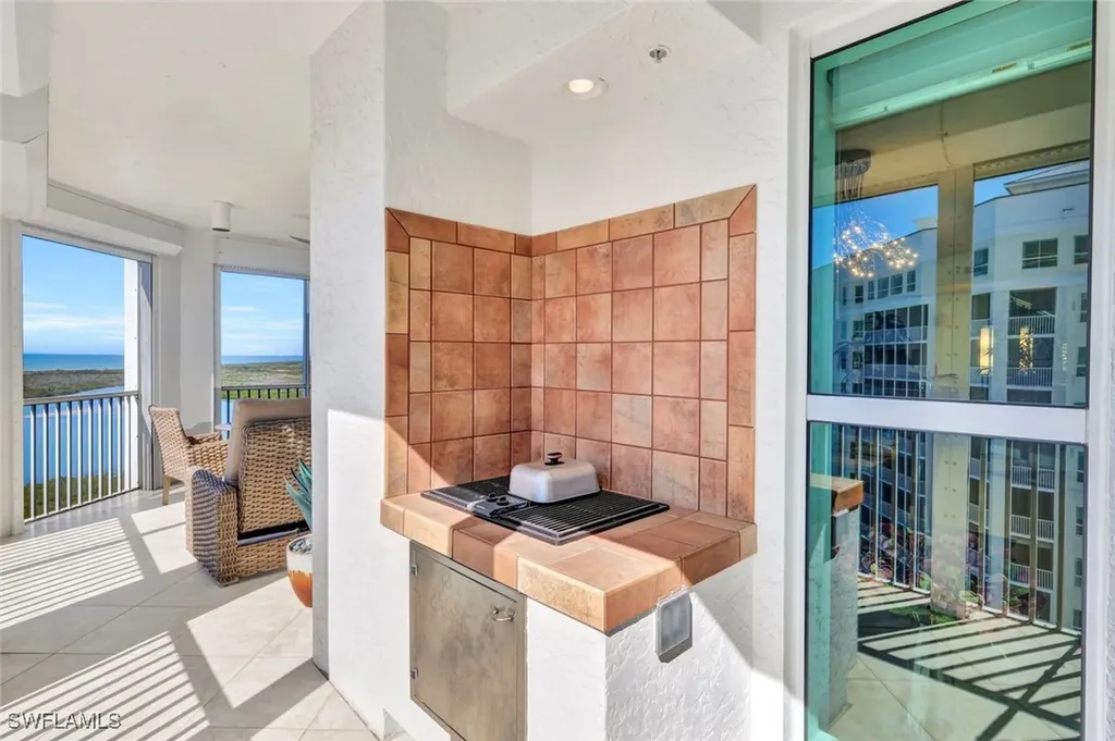 285 Grande Way Naples FL 34110